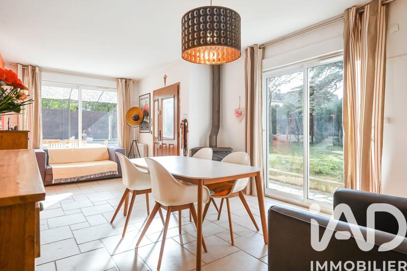 Maison - 140 m² - 5 pièces