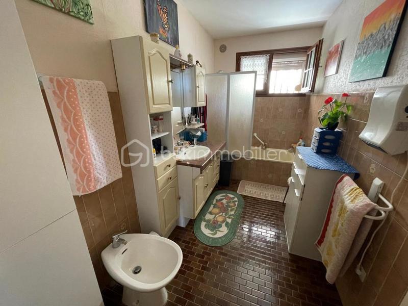 Propriété - 120 m² - 7 pièces