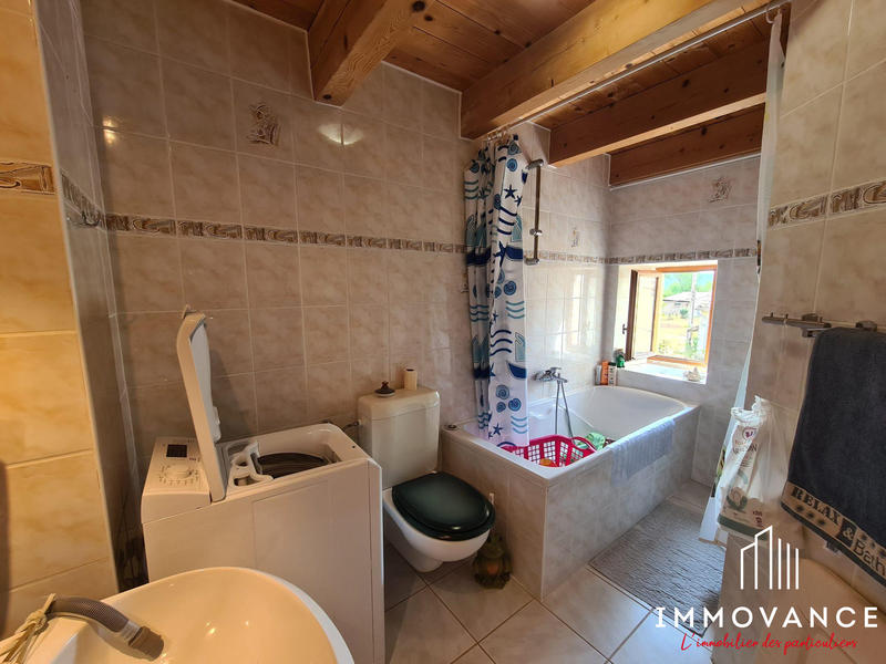 Appartement - 93 m² - 5 pièces