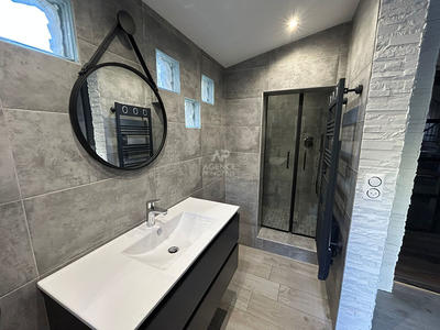 Maison - 154 m² - 8 pièces