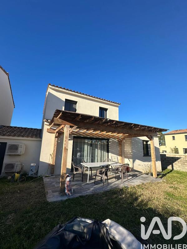 Maison - 90 m² - 4 pièces