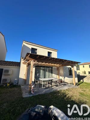 Maison - 90 m² - 4 pièces