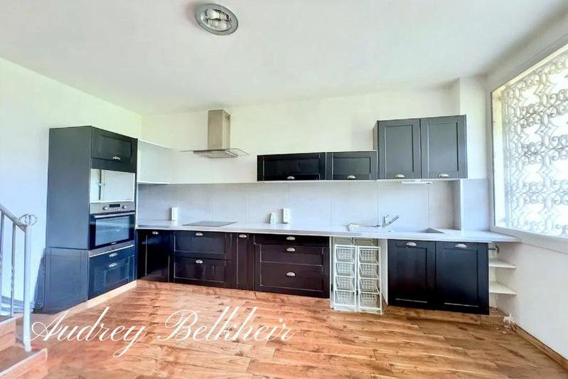 Maison - 130 m² - 4 pièces