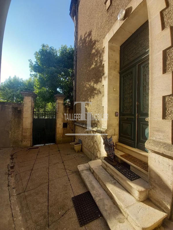 Maison - 172 m² - 8 pièces