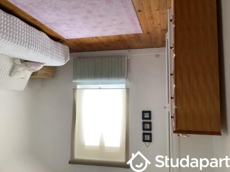 Chambre - 13 m² - 1 pièce