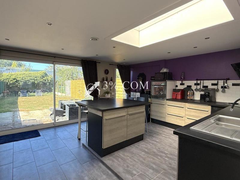 Maison - 141 m² - 5 pièces