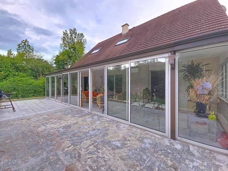 Maison - 174 m² - 7 pièces