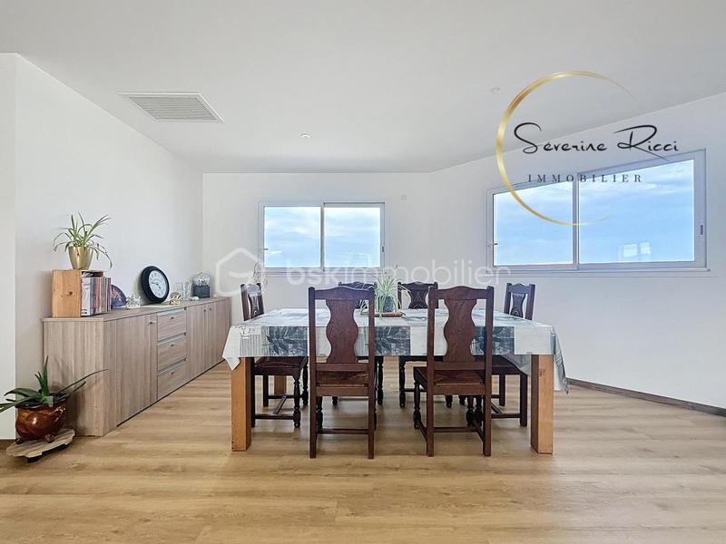 Villa - 181 m² - 6 pièces