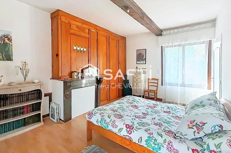 Maison - 160 m² - 7 pièces