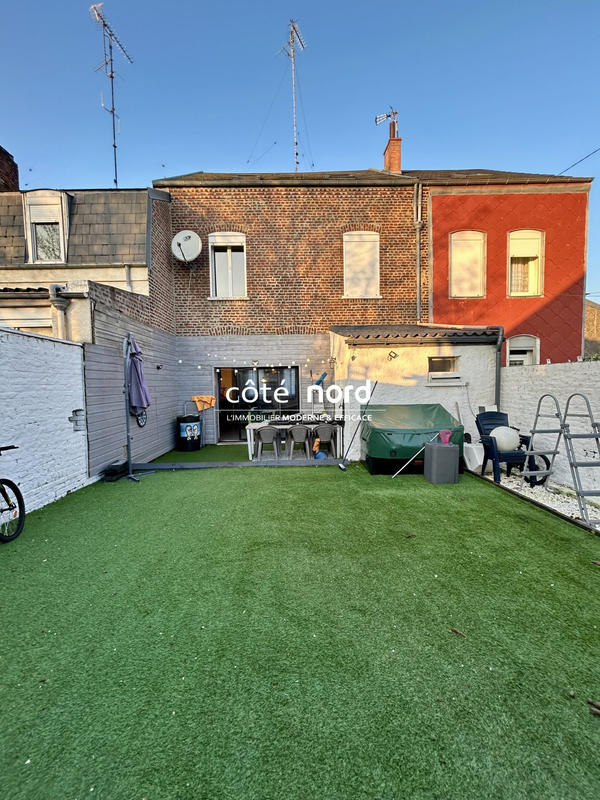 Maison ancienne - 200 m² - 7 pièces