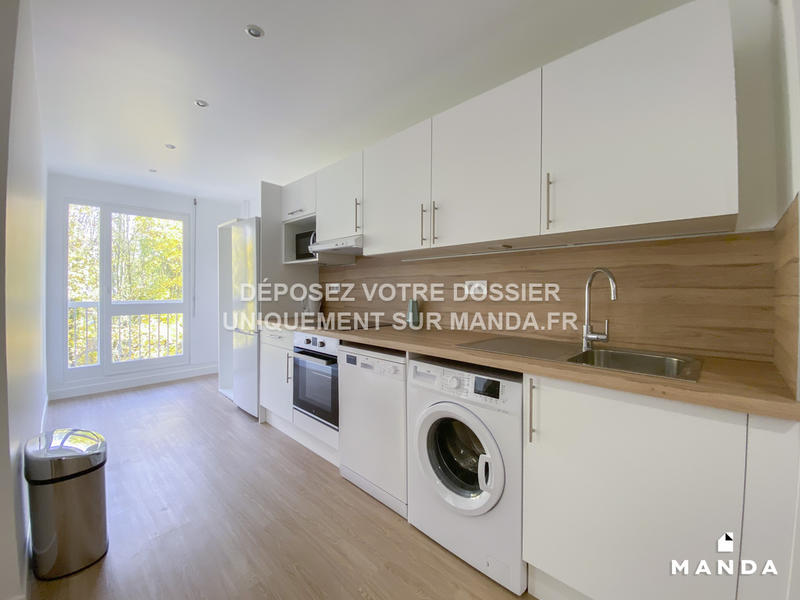Chambre - 10 m² - 6 pièces