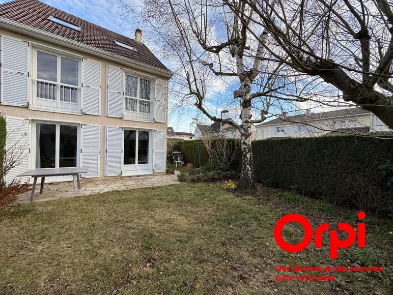 Maison - 115 m² - 5 pièces