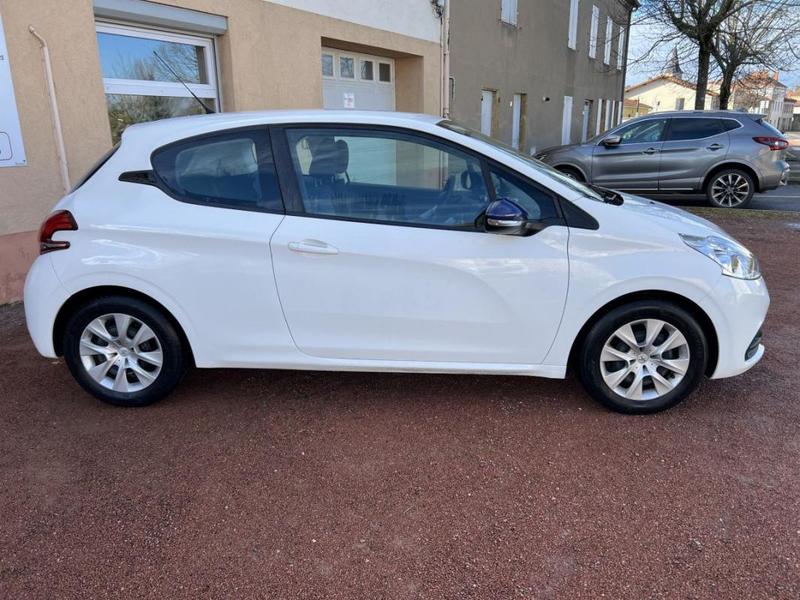 Peugeot 208 VTi 68 Like