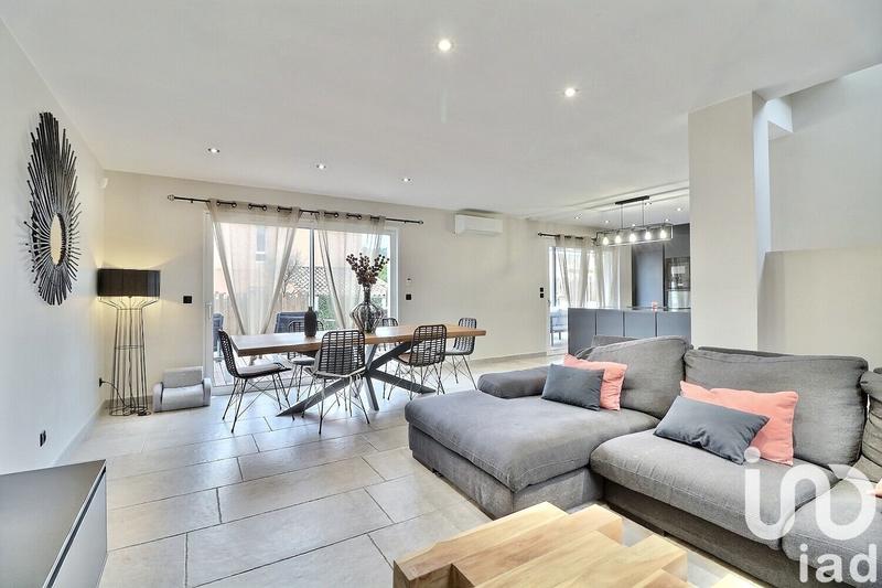 Maison - 101 m² - 4 pièces