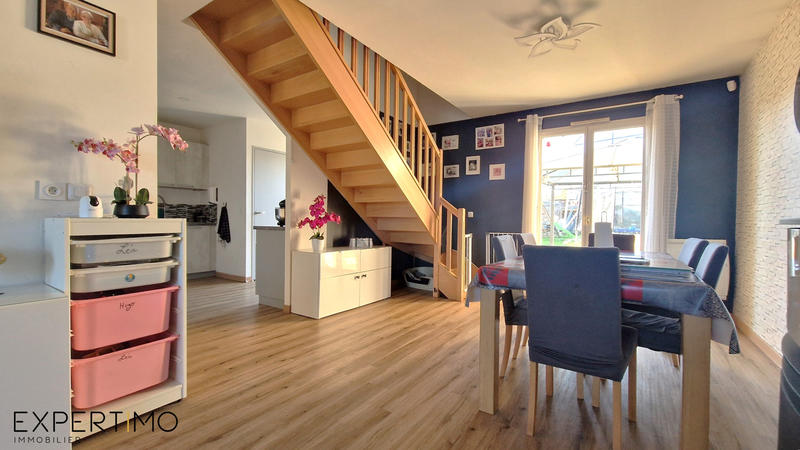 Maison - 97 m² - 5 pièces