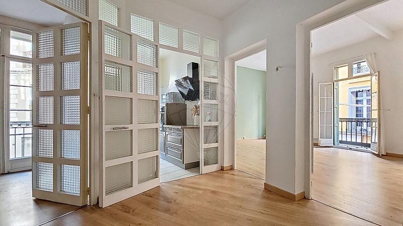 Appartement - 109 m² - 6 pièces