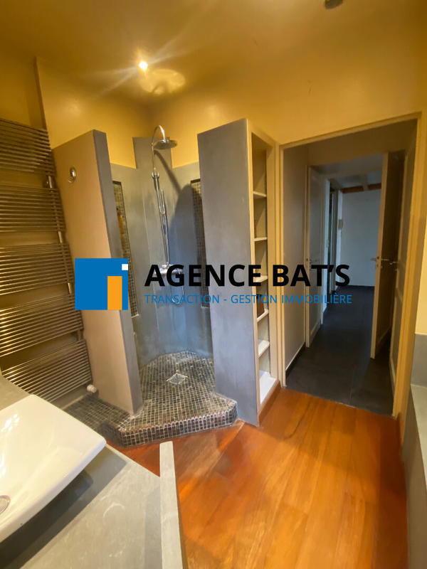 Appartement - 89 m² - 3 pièces