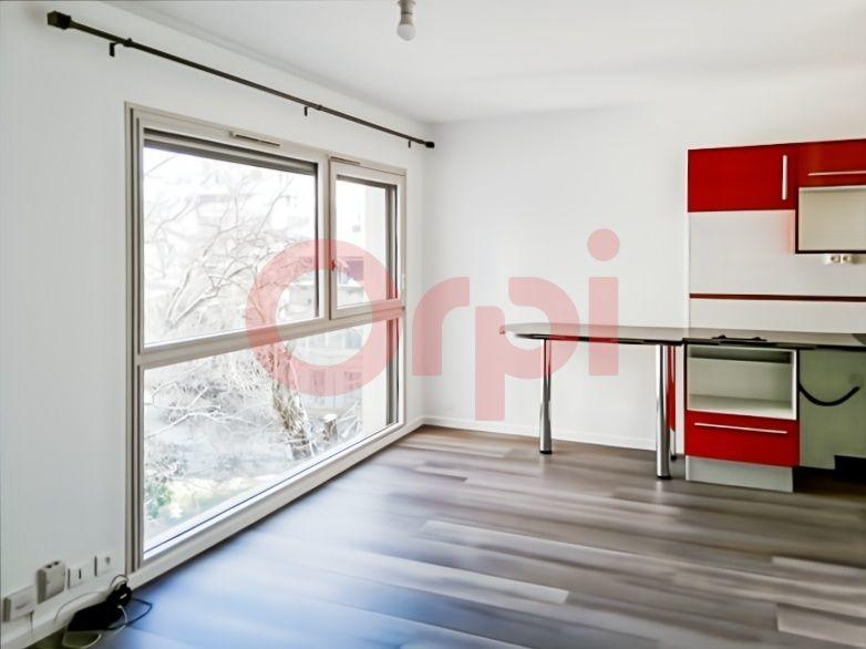 Studio - 28 m² - 1 pièce