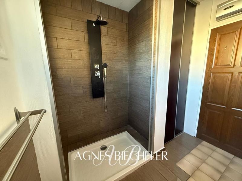 Maison - 168 m² - 7 pièces