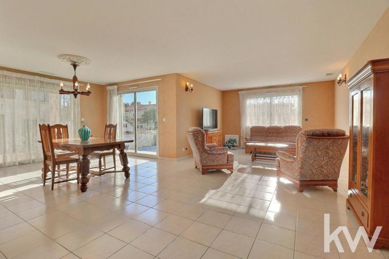 Maison - 185 m² - 6 pièces