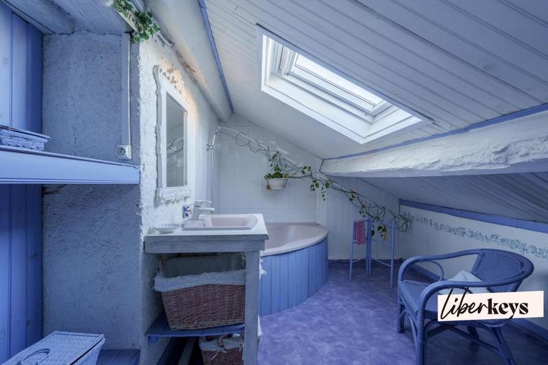 Maison - 135 m² - 6 pièces