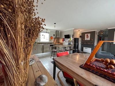 Maison - 80 m² - 4 pièces