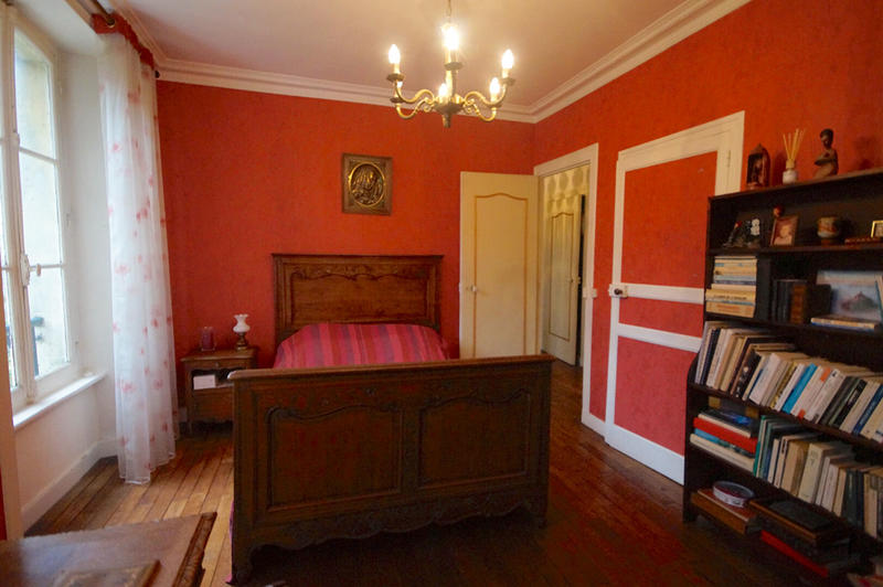 Maison de ville - 232 m² - 9 pièces