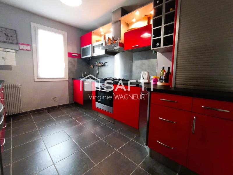 Appartement - 85 m² - 3 pièces