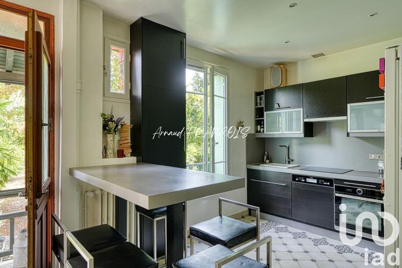 Maison - 184 m² - 9 pièces