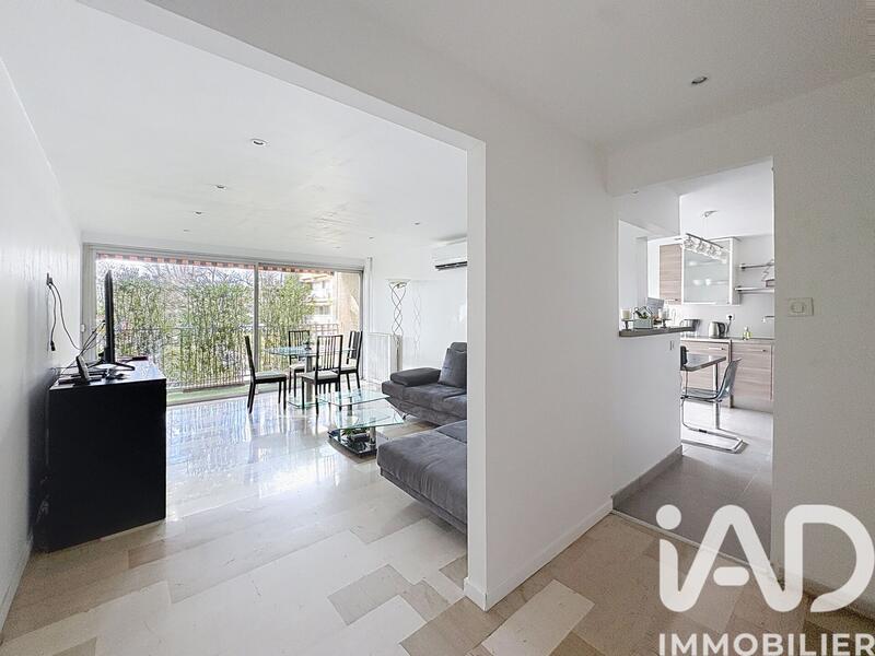 Appartement - 75 m² - 3 pièces