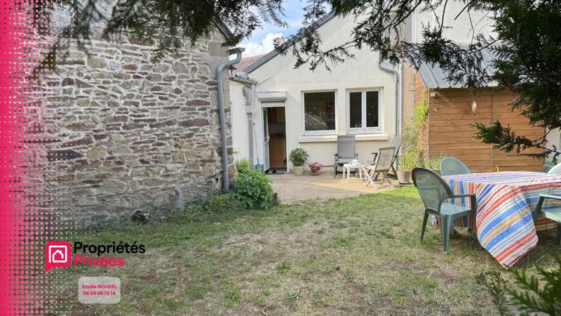 Maison - 212 m² - 9 pièces