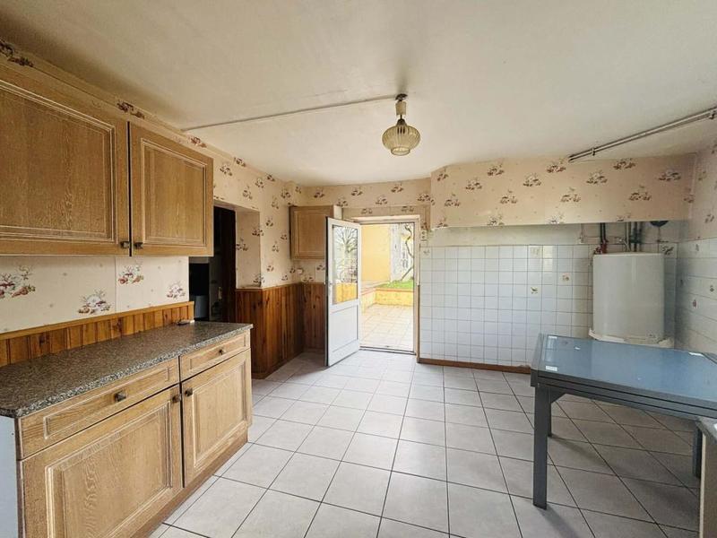 Maison - 95 m² - 4 pièces