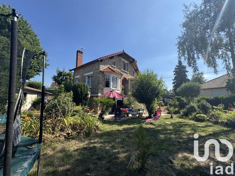 Maison - 104 m² - 6 pièces