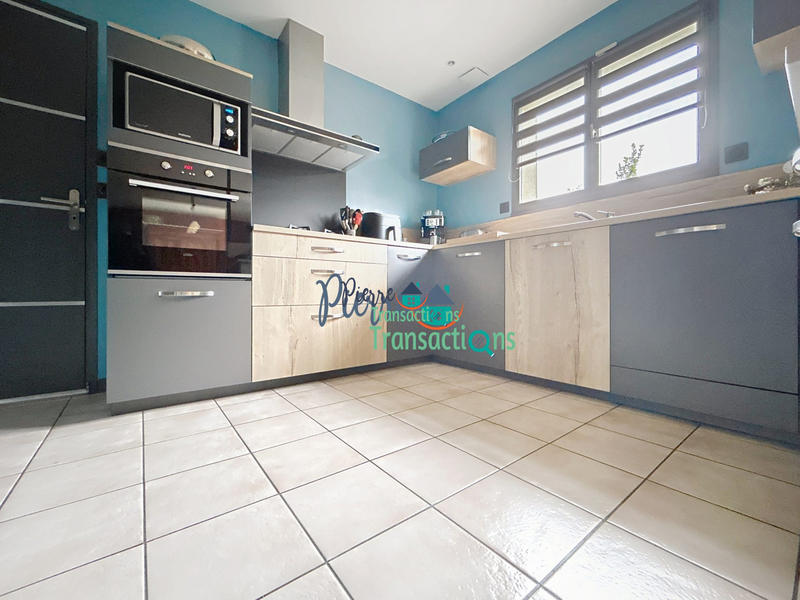 Maison - 104 m² - 5 pièces