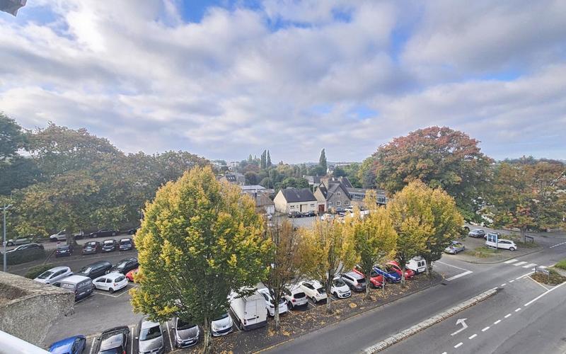 Appartement - 102 m² - 4 pièces