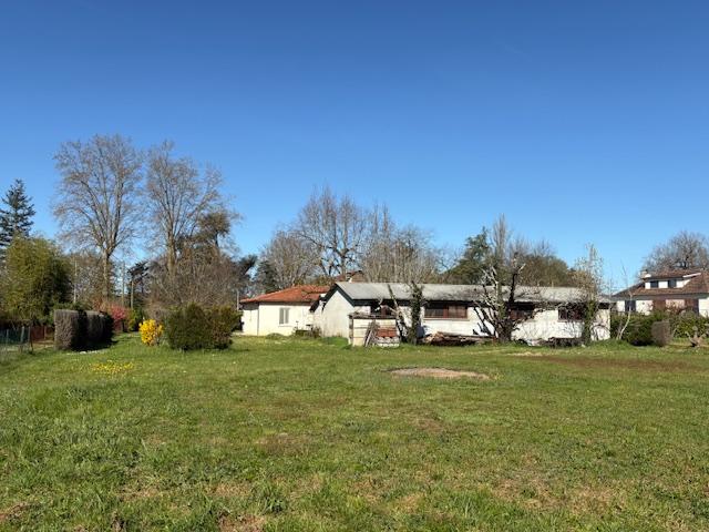 Propriété - 90 m² - 4 pièces