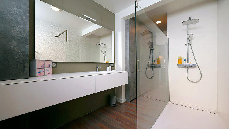 Maison - 210 m² - 7 pièces