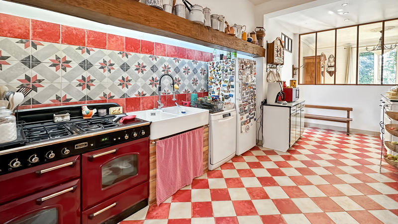 Maison - 212 m² - 10 pièces