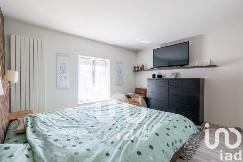 Maison - 216 m² - 8 pièces