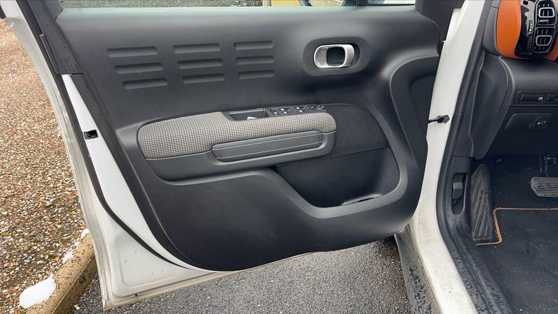 Citroën C3 Aircross 1.5 BlueHDi 120 Eat6 Shine - Automatique