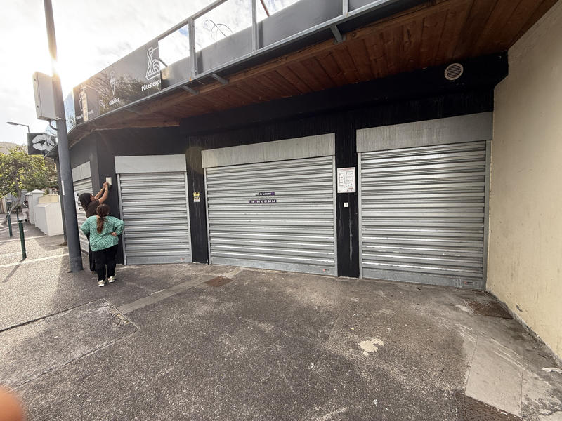 Local commercial - 160 m²