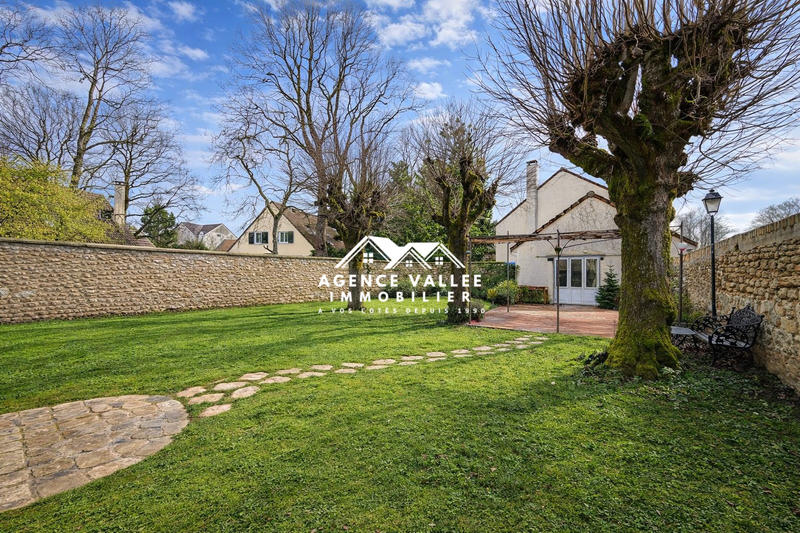 Maison - 155 m² - 7 pièces