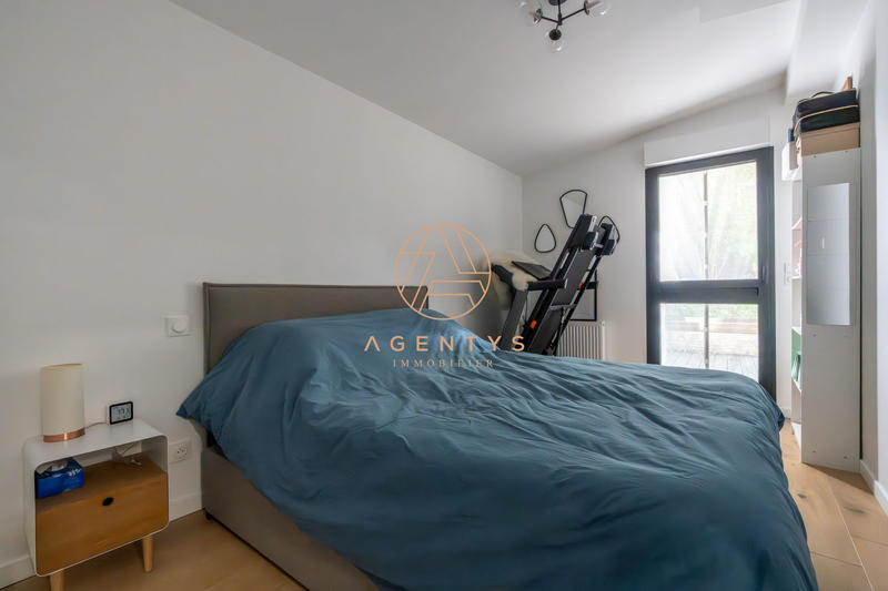 Appartement - 83 m² - 4 pièces