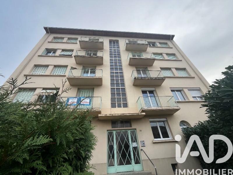 Appartement - 93 m² - 5 pièces