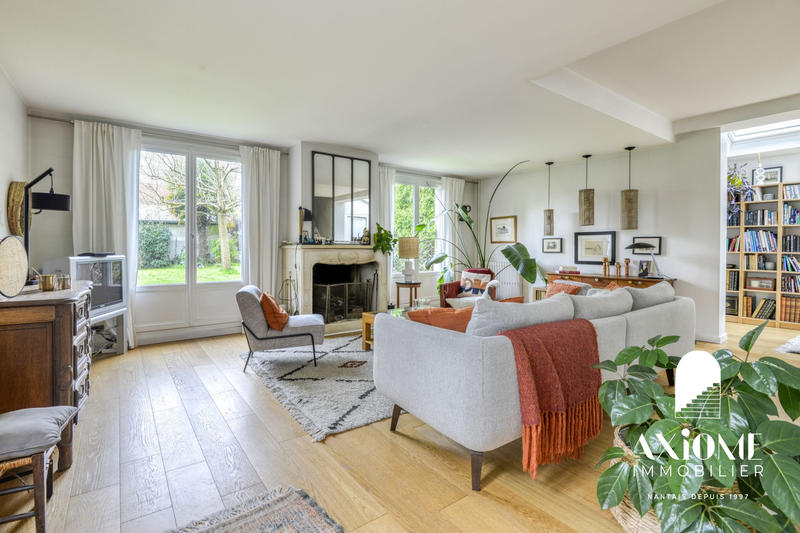 Maison ancienne - 232 m² - 7 pièces