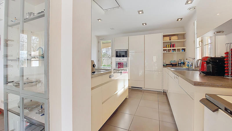 Maison - 142 m² - 5 pièces