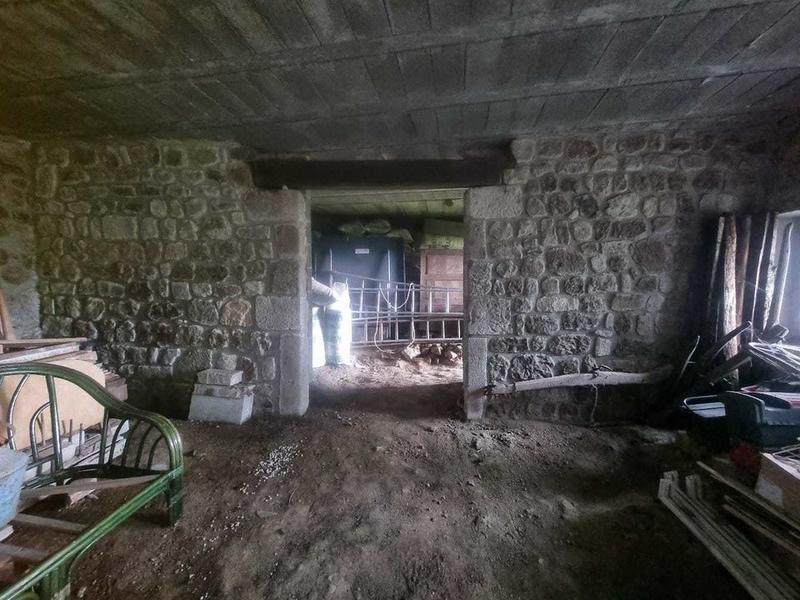 Propriété - 350 m² - 4 pièces