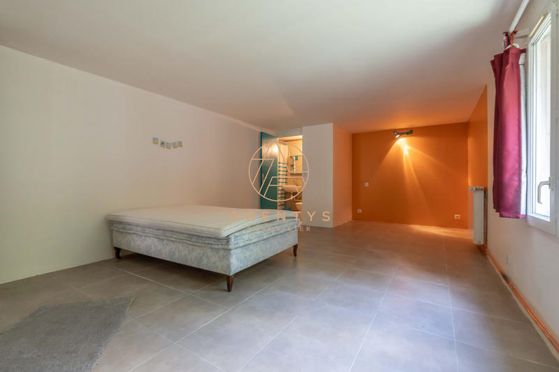 Appartement - 265 m² - 7 pièces