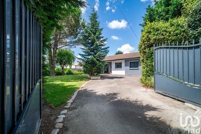 Maison - 99 m² - 4 pièces