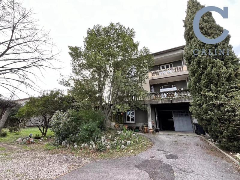 Maison de ville - 225 m² - 8 pièces